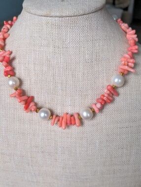 NWT Freshwater Pearl & Pink Coral Necklace, Choker , 16" + 2" Long. Genuine Gems